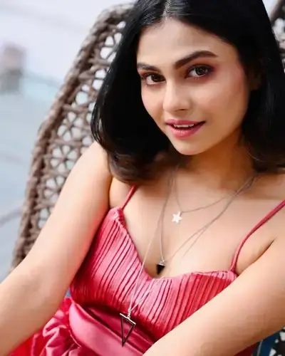 Call Girls Service in Mahanagar